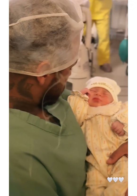 2ª filha de Bruna Biancardi e Neymar, Mel chamou atenção por sua semelhança com o jogador