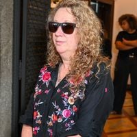 Velório de Juca de Oliveira emociona única filha do ator, família, Juan Alba, de 'Terra Nostra', Bárbara Paz, e mais amigos do ícone do teatro e da TV. Fotos