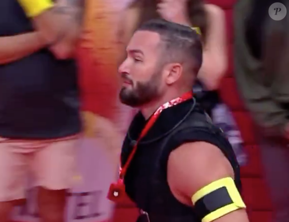 Ao ser escolhido, Diego Hypólito não escondeu sua insatisfação e viralizou nas redes sociais por sua reação