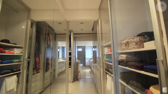 Segundo o Extra, um dos quartos da cobertura de 356 m² de Mara Maravilha é uma suíte com closet, enquanto o imóvel ainda possui ampla sala de estar e jantar e um varandão