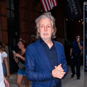A compra do catálogo dos Beatles por Michael Jackson marcou uma virada na relação com Paul McCartney: os dois, que haviam se tornado amigos e trabalhado juntos em músicas de sucesso, passaram a disputar os direitos da obra da banda em 1985, segundo informações da ABC News e do Los Angeles Times