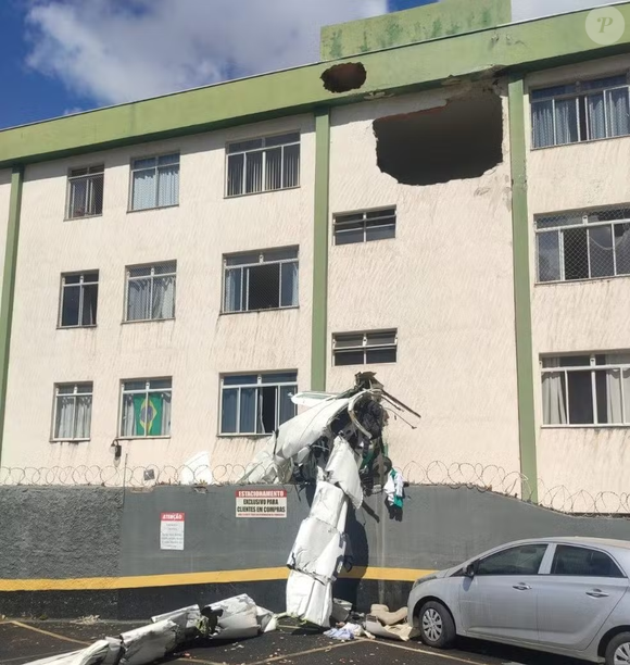 Nenhum morador do prédio atingido por avião ficou ferido