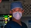 Eu não esperava me apegar tanto a este dorama da Netflix: ele transforma problemas aparentemente comuns em histórias emocionantes sobre luto, família e escolhas difíceis