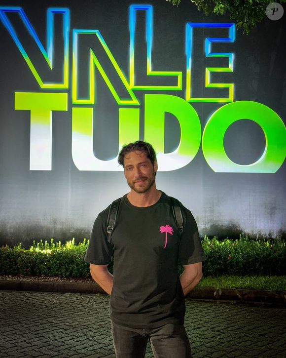 O ator português Ângelo Rodrigues é quem interpreta o personagem Martin, o namorado da vilã no remake da clássica "Vale Tudo", da TV Globo