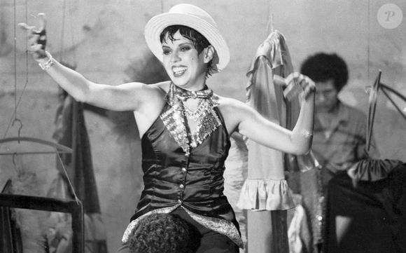 Lúcia Alves estreou como atriz profissional na peça infantil 'A Formiguinha que foi à Lua'; depois, artista empilhou diversos trabalhos na TV