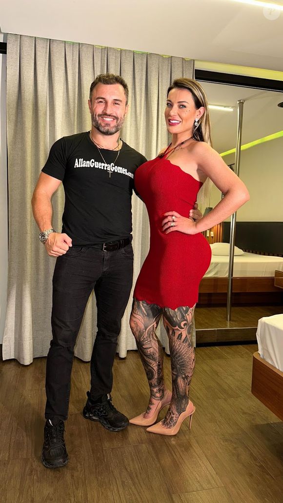 Andressa Urach está de volta ao conteúdo adulto após cinco meses sem gravar