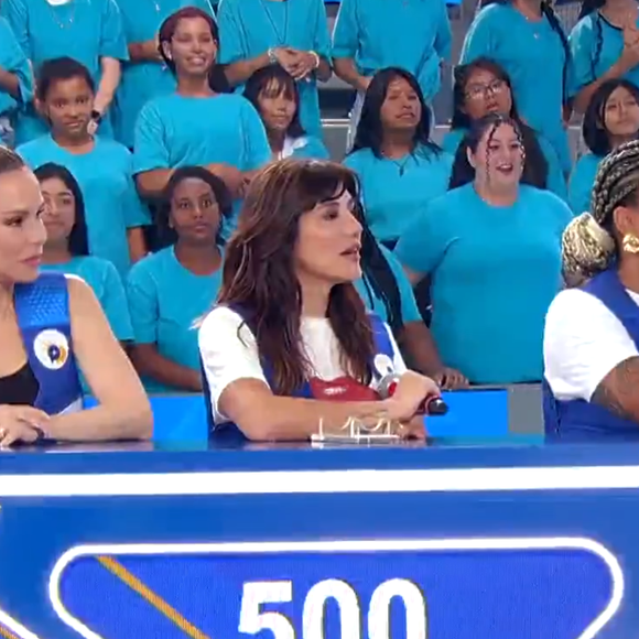 Ana Furtado e mais famosos marcaram presença no 'Passa ou Repassa' do SBT, neste último domingo (23).