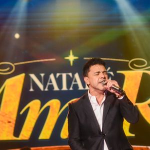 Zezé Di Camargo na gravação de seu especial de Natal no SBT