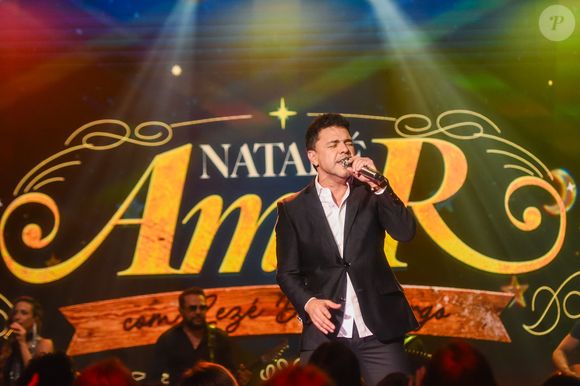 Zezé Di Camargo na gravação de seu especial de Natal no SBT