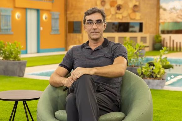 O programa é dirigido por Rodrigo Dourado