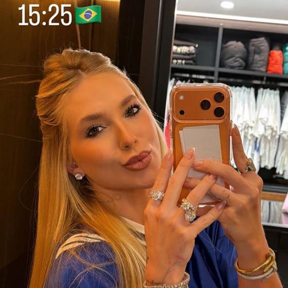 'Pronta para ver meu amor jogar': Virginia se declara antes da partida e movimenta as redes sociais