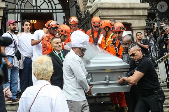 Velório de Preta Gil: último adeus à cantora aconteceu nesta sexta-feira (25), no Theatro Municipal do Rio de Janeiro.