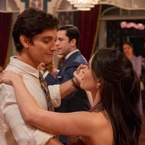 A psicóloga Angela Fernandez indica que o ser humano precisa saber escrever seu próprio final, 'encerrando o capítulo por conta própria'