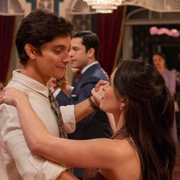 A psicóloga Angela Fernandez indica que o ser humano precisa saber escrever seu próprio final, 'encerrando o capítulo por conta própria'