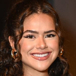 A atriz e apresentadora Maisa Silva, de 23 anos, celebrou neste sábado (14) o encerramento das gravações de Garota do Momento