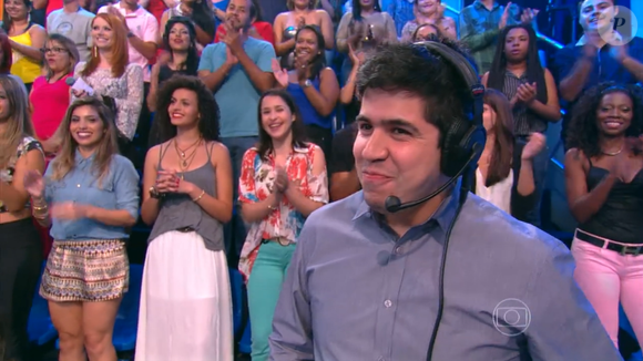 Produtor do 'Domingão do Faustão' vence ação por danos morais após anos de chacotas feitas ao vivo