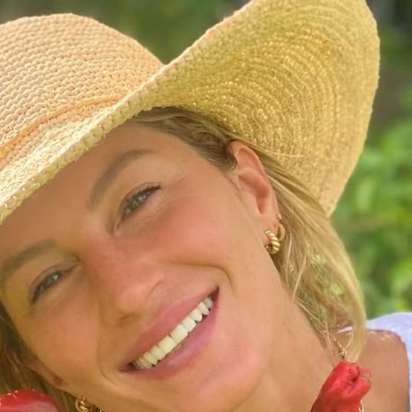 O novo imóvel, descrito como luxuoso e moderno, está avaliado em US$ 14,5 milhões, pouco mais de R$ 70 milhões de acordo com a cotação atual.