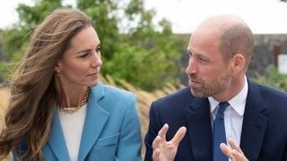 Tempestade na família real: Kate Middleton estaria de 'coração partido' e viveu 'guerra de palavras' com William por decisão relacionada à vida escolar de Príncipe George, de 13 anos