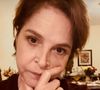 A atriz revelou que sua tia, de 80 anos, está imobilizada há quatro meses após sofrer um problema no joelho, mas teve a cirurgia para implantação de uma prótese negada pelo plano de saúde... mesmo sendo cliente fiel desde 1975