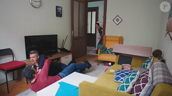 Em 'Força de Mulher', segunda-feira, 21 de abril, começa com briga de Sarp e Arif por sumiço de brinquedo de Doruk