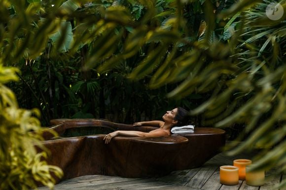 Uma das hospedagens mais tradicionais de Trancoso, a Pousada Capim Santo alia charme, natureza e gastronomia em um ambiente voltado para quem busca desacelerar
