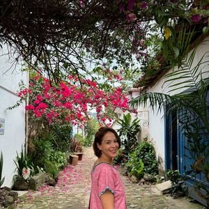 Filha de Manoel Carlos, Julia Almeida disse ainda que a 'parte mais difícil dessa limpeza (emocional) é lidar com pessoas tóxicas'