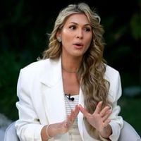 Lívia Andrade se despediu da família durante voo que quase terminou em acidente: 'A gente não tem tempo'
