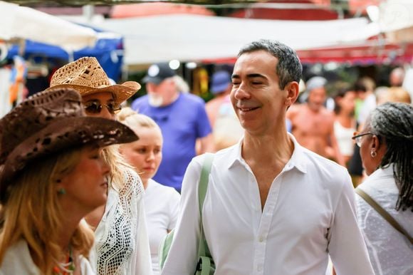 César Tralli e Ticiane Pinheiro passearam tranquilamente pelo Rio de Janeiro