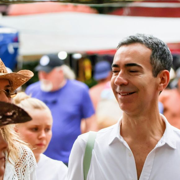 César Tralli e Ticiane Pinheiro passearam tranquilamente pelo Rio de Janeiro