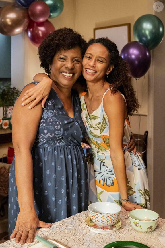 Taís Araujo rebateu as críticas ao figurino da personagem em recente entrevista ao jornal O Globo: ‘Quem critica não tem noção do que é o Brasil’