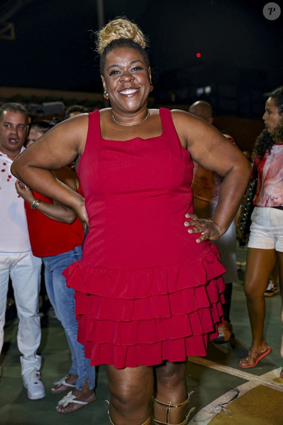 "Não aguentava mais usar salto alto, não tinha resistência para trabalhar, ficar em pé, entrava em cena...", desabafou Cacau