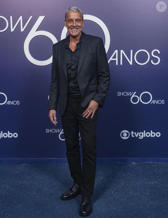 Alexandre Borges esteve presente nos 60 anos da TV Globo e segue sendo lembrado como um eterno galã das novelas, especialmente por seu personagem em 'Avenida Brasil', trama que concorreu ao Emmy Internacional