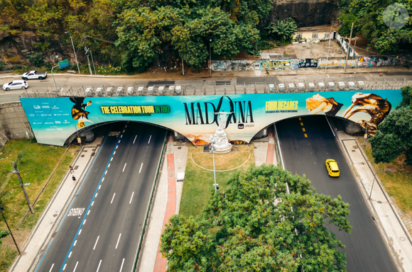 Madonna, a pioneira, também ganhou painel gigantesco no Rio de Janeiro