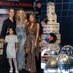 Túnel de LED, bolo gigante de 1,40m e globos espelhados: os detalhes do aniversário LUXUOSO de Ticiane Pinheiro em 30 fotos