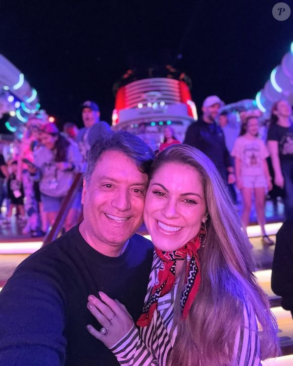 Jacqueline Brazil e Luiz Carlos Jr. assumiram o namoro publicamente em novembro de 2020