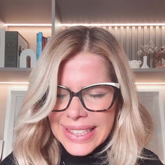 Karina Bacchi se tornou assunto na web nos últimos dias