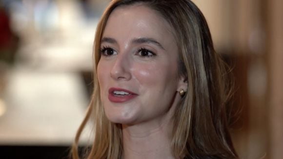 O hábito supersticioso e inusitado da bilionária mais jovem do mundo ao levantar da cama: quase todo mundo pode fazer e é gratuito