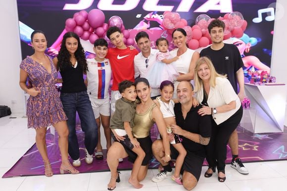 Os filhos de Wanessa, José Marcus e João Francisco, também estiveram na festa