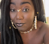 Referência nos estudos antirracistas, Carla Akotirene detonou Virgínia Fonseca após a influenciadora publicar um vídeo beijando um macaco durante viagem a Dubai