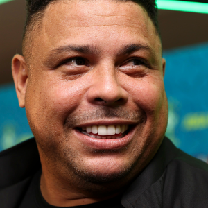 O ex-jogador Ronaldo Fenômeno foi convidado por Serginho Groisman para o palco