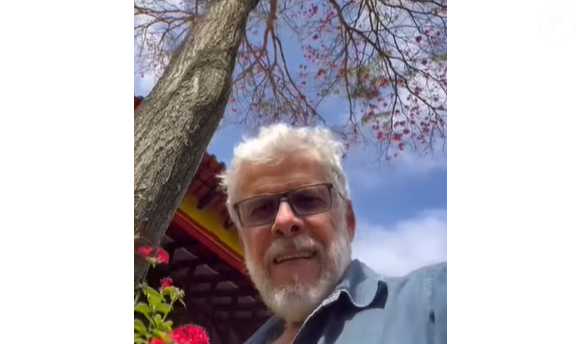 Afastado das novelas desde 'A Lei do Amor', em 2016,  o artista parece ter encontrado um ritmo mais tranquilo e alinhado com o que deseja para essa fase da vida. Ele mora em um sítio na região serrana de Itaipava, ao lado da esposa, Vera Fajardo.