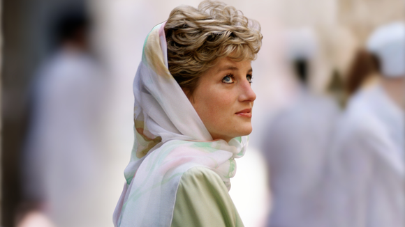 Qual era o perfume da Lady Di? Princesa de Gales usava fragrância que 'blinda' o estresse e baixa o cortisol; aroma é tendência em body splash por menos de R$ 70