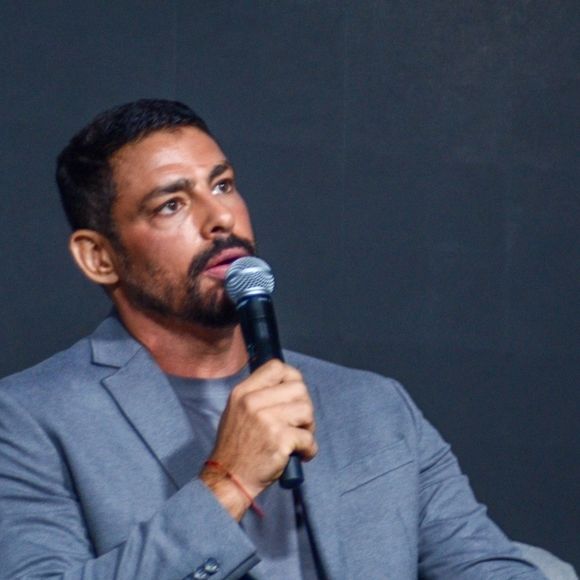 Bella Campos x Cauã Reymond: atriz ainda acusou o ator de tentar lhe dirigir em cenas da novela 'Vale Tudo'