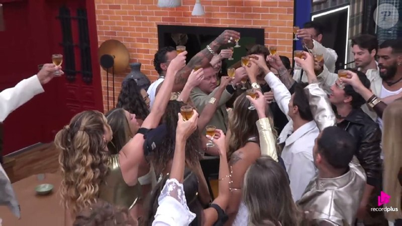 Dois nomes competem 'pau a pau' como favoritos de 'A Fazenda 18', segundo enquete UOL; saiba quais