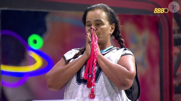 Globo deve mostrar em matéria vida de Solange Couto em família e sua decisão de entrar no 'BBB 26'