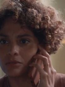 'Cinco sintomas que apareciam no meu corpo e eu não sabia que era lipedema': aos 36 anos, Bárbara Reis, da novela 'Três Graças', revela diagnóstico de doença vascular crônica; cirurgiã faz alerta: 'Não é apenas uma questão estética'