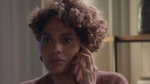 'Cinco sintomas que apareciam no meu corpo e eu não sabia que era lipedema': aos 36 anos, Bárbara Reis, da novela 'Três Graças', revela diagnóstico de doença vascular crônica; cirurgiã faz alerta: 'Não é apenas uma questão estética'