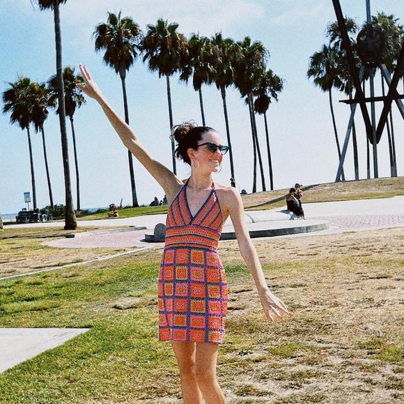 Escoliose é combatida com prática de pilates 'porque atua no fortalecimento dos músculos ao redor da coluna, melhora a postura e ajuda a aliviar desconfortos'