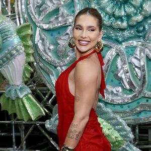 Virgínia Fonseca é a substituta de Paolla Oliveira no cargo de rainha de bateria da Grande Rio