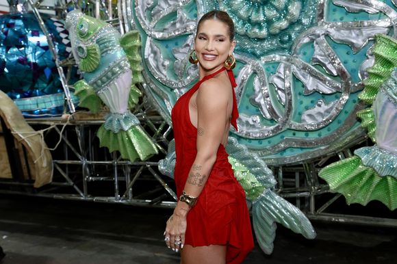 Virgínia Fonseca é a substituta de Paolla Oliveira no cargo de rainha de bateria da Grande Rio